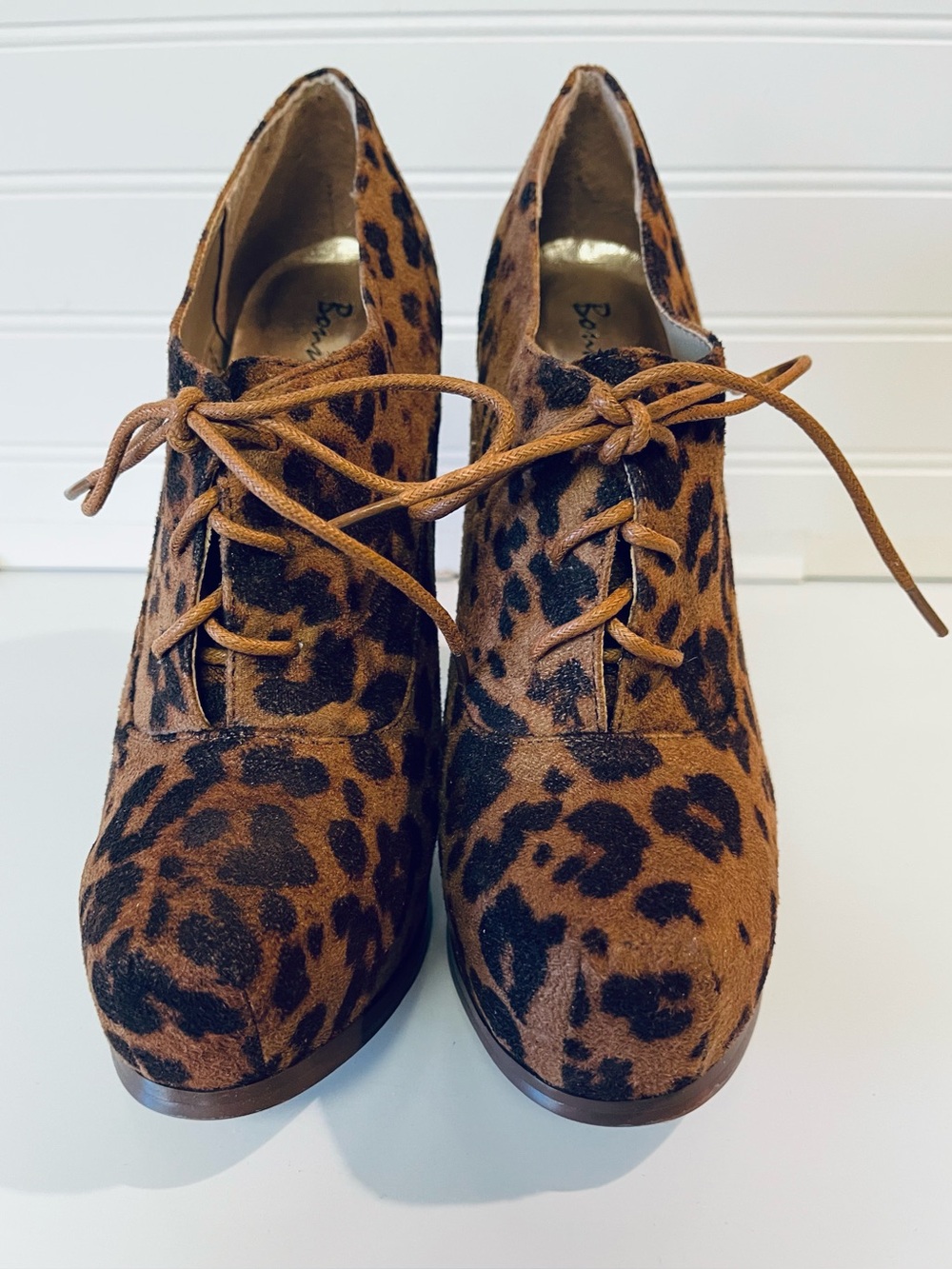 Bonnibel Platform Leopard Suede Size 7.5 Heel 5" EUC